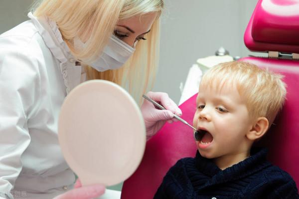 孩子剛出生需要做口腔清潔嗎? 孩子剛出生需要做口腔清潔嗎?