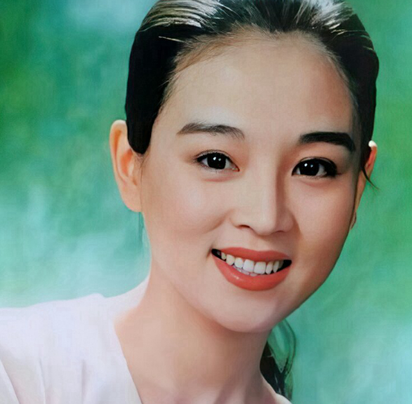 趙明明：失敗的婚姻給她造成心靈創傷，為了女兒至今未嫁