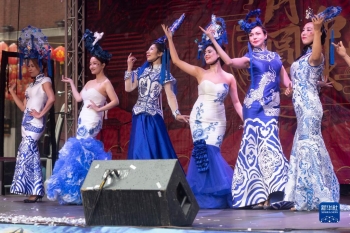 倫敦：中國城舉行中秋節慶祝活動「圖」