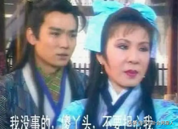 丫頭教&OpenCurlyDoubleQuote;六大丫頭&rdquo;：裝嗲、扮嫩、靠濾鏡磨平皺紋，劉濤自毀口碑