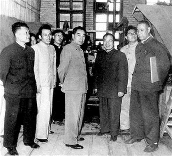 段君毅:曾是兩省的省委書記,不搞特殊,兒子僅是副科級 段君毅:曾是兩省的省委書記,不搞特殊,兒子僅是副科級