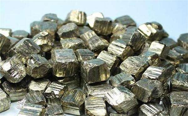 以前被別人卡脖子，現在我們卡別人脖子？中國上調電池原材料價格