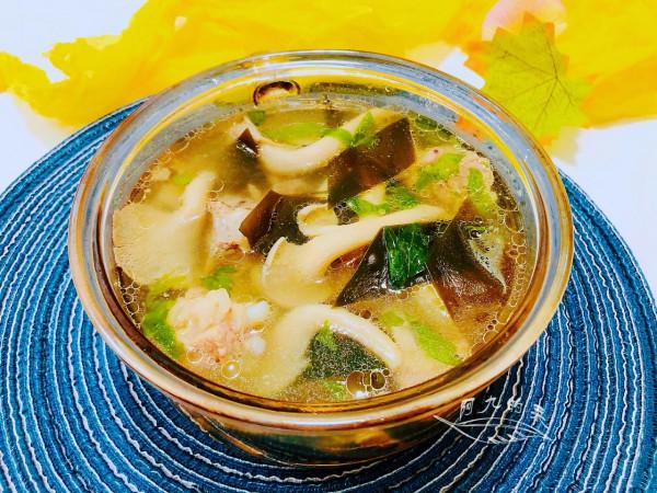 小雪節氣將至，這湯多做給孩子喝，鮮香暖胃提升免疫，寒冬不怕冷