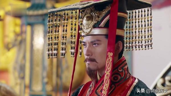 西晉的衰落：外在制度與內在因素的雙重打擊