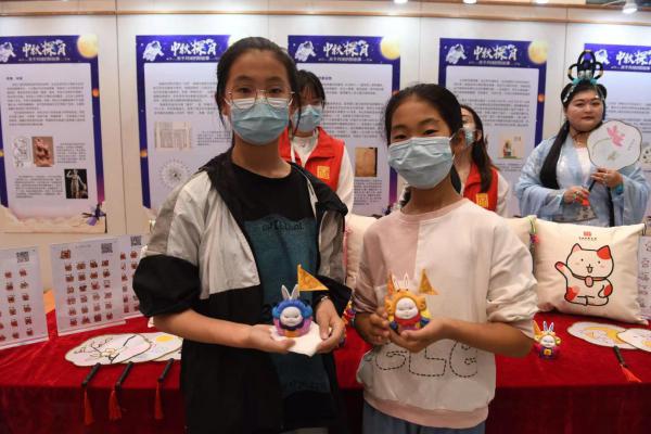 品詩詞、畫團扇、繪兔爺……吉林省圖書館中秋活動異彩紛呈