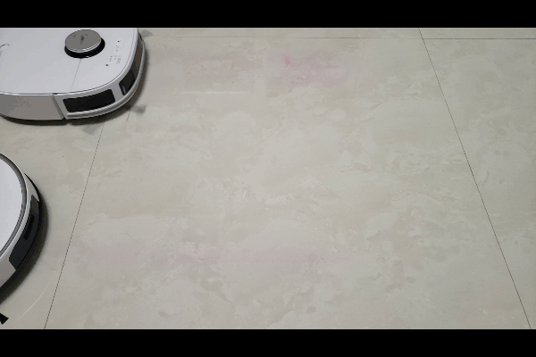 自清潔掃拖機器人橫評:美的W11與石頭G10清潔大作戰 自清潔掃拖機器人橫評:美的W11與石頭G10清潔大作戰