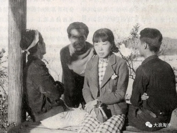 張愛玲是怎樣被捧上神壇?收中情局錢的漢奸功不可沒 張愛玲是怎樣被捧上神壇?收中情局錢的漢奸功不可沒