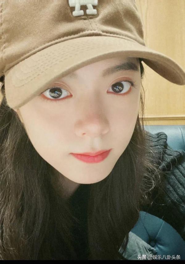 00後小花趙今麥，可甜可鹹的妹子，今年真是大紅了一場