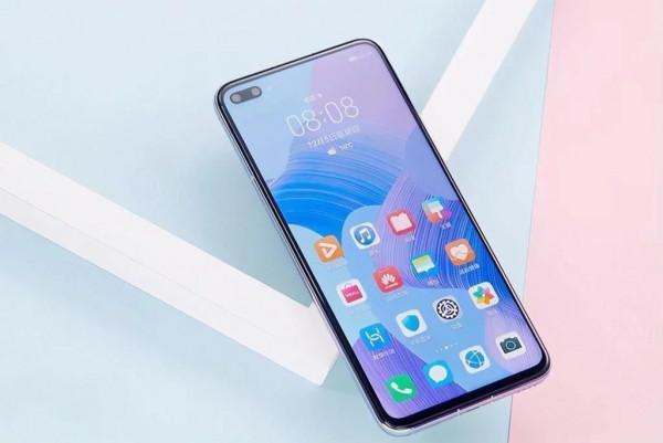 麒麟990+強悍拍照，價格不到3000，華為值得入手的是這款