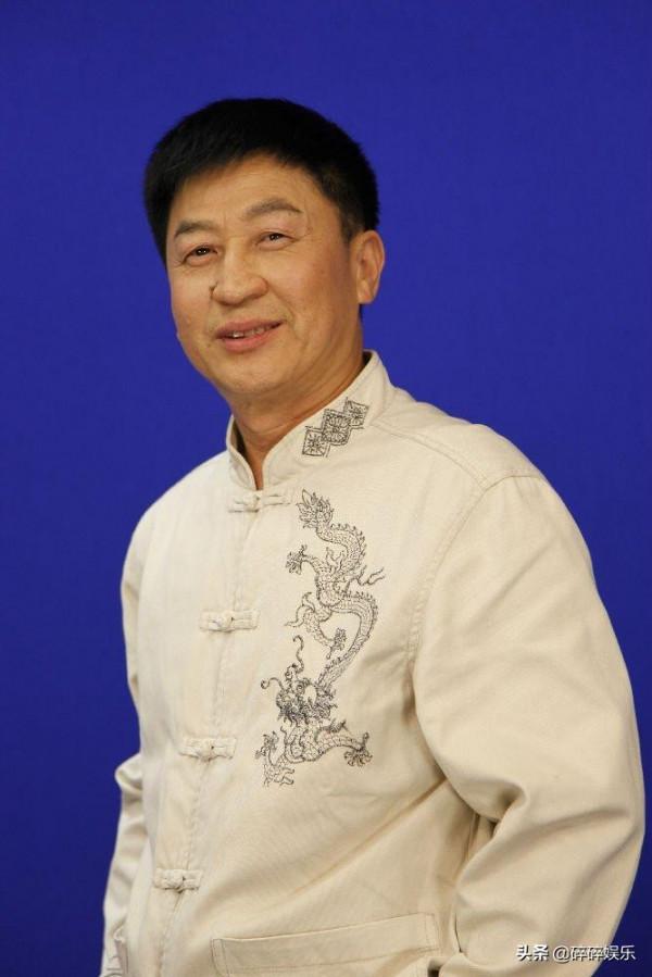 《七十二家房客》年過70的演員:太子炳寶刀不老,牛局80歲仍硬朗 《七十二家房客》年過70的演員:太子炳寶刀不老,牛局80歲仍硬朗