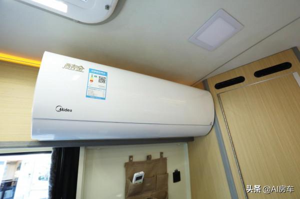 B型車上也能容下2室1廳？霸氣沉穩，還省油，老兩口輕鬆用的V590