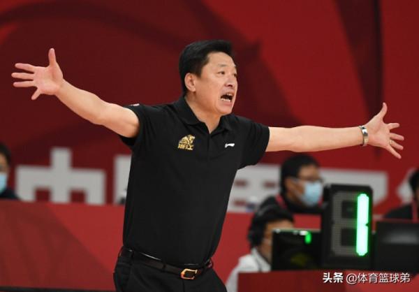 這次李春江的主要對手來了！可他竟不是廣東隊，而是首鋼隊？