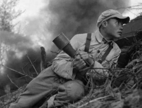 一志願軍發明“打空爆”玩法,9人幹掉400人,被美軍當作高科技 一志願軍發明“打空爆”玩法,9人幹掉400人,被美軍當作高科技