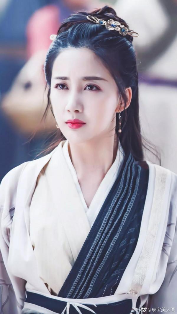 陳欣予唯美桌布