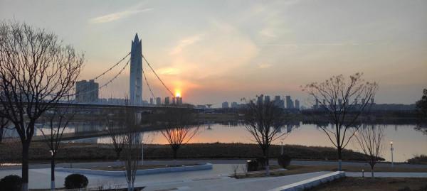 灞河幸福岸線，奧體中心段