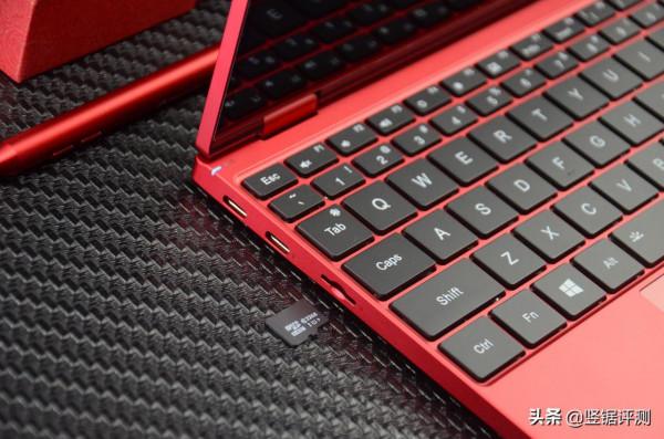 國產推出“錦鯉限量版”迷你筆記本:10.1英寸,1TB,i7處理器 國產推出“錦鯉限量版”迷你筆記本:10.1英寸,1TB,i7處理器