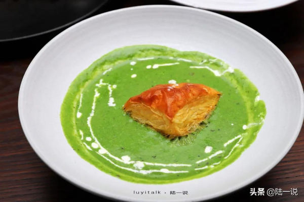 一款牛排，四種口味，最愛五分熟的M8溼式熟成肉眼