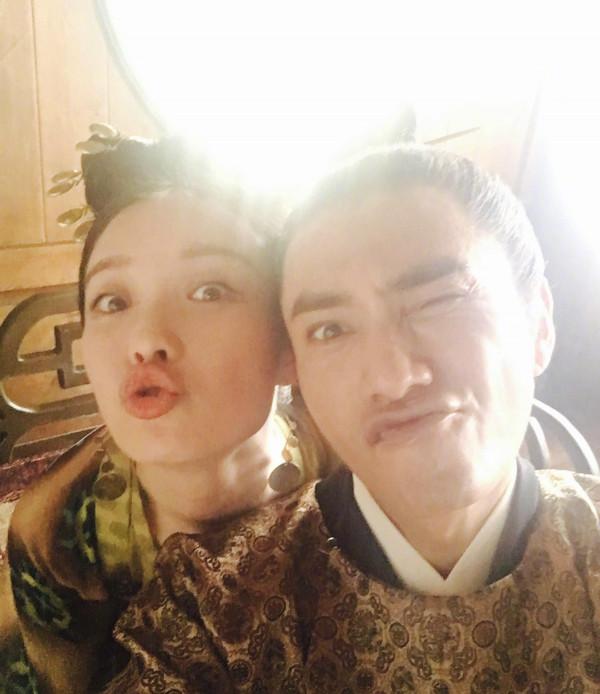 倪妮：張藝謀對我有恩，前途盡毀我也要跟他走，今苦盡甘來