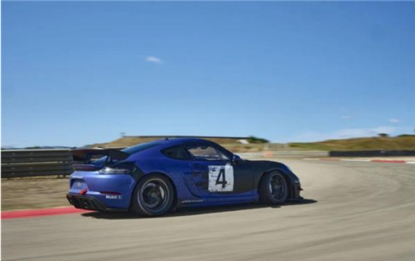 「轂銳馳」比公路版更加純粹&mdash;保時捷718 GT4 RS Clubsport