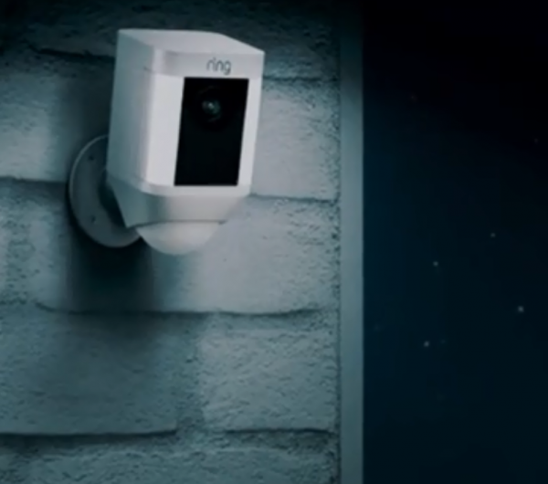 “看守人”的來信：鄰居、情侶、房主夫婦，誰是幕後“策劃者”？