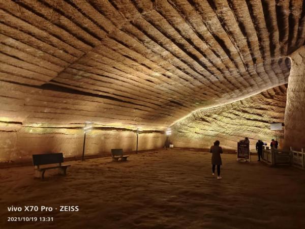 讓人看後倒抽一口冷氣的龍游石窟