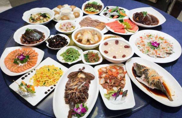 大年初一吃哪種魚，寓意最好?大廚:就吃這4種魚，實惠美味寓意好