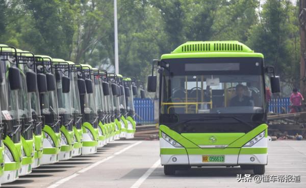 關注&vert;國務院：2025年新能源車銷量佔比20&percnt; &OpenCurlyDoubleQuote;十四五&rdquo;全面實施國六