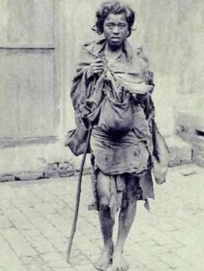 1986年，江西73歲老婦參觀烈士陵園，發現墓碑刻著自己名字，為何