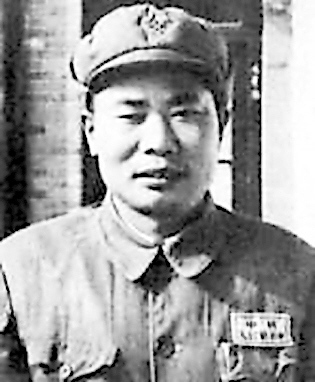 83年解放軍總參謀長在毛主席紀念堂，流淚道：主席，得志來看你了