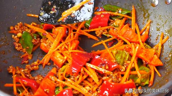 豆腐這樣做太好吃了，淋2個雞蛋，一週能吃3回，挑食的人都愛吃