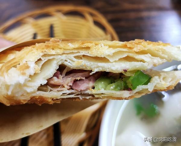 不起眼的小店,驢肉火燒驢肉湯都是一絕!就連餛飩都是手工的 不起眼的小店,驢肉火燒驢肉湯都是一絕!就連餛飩都是手工的