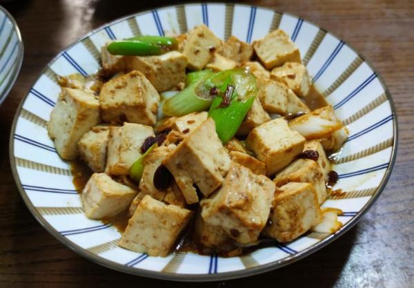 一日三餐不知道吃什麼，這裡有簡單的美食食譜，大人小孩都愛吃