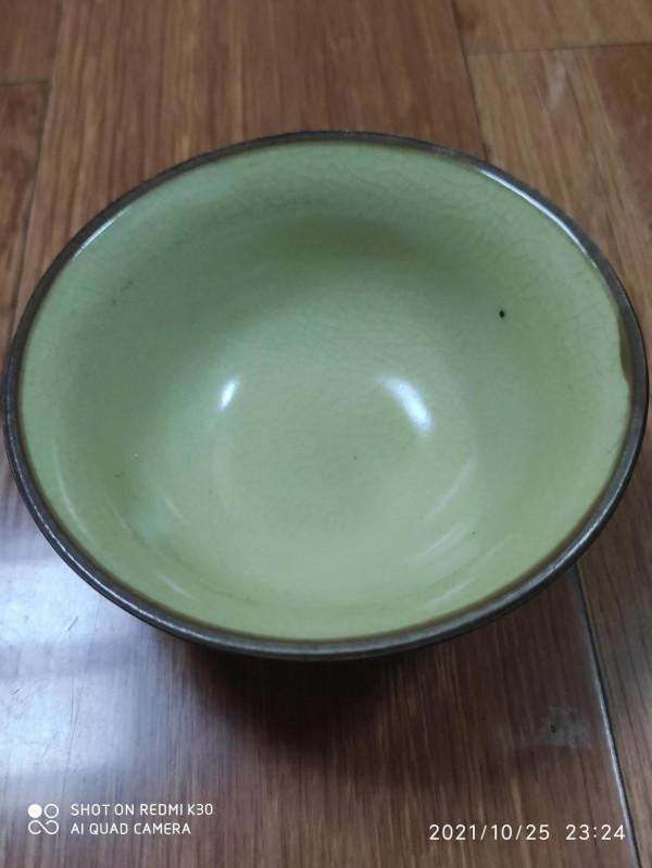 明永樂淡黃釉小碗 明永樂淡黃釉小碗