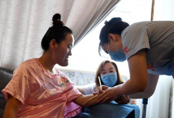 “歪臉女孩”趙宏秋:整容成功後,放棄百萬年薪,甘願教書育人 “歪臉女孩”趙宏秋:整容成功後,放棄百萬年薪,甘願教書育人