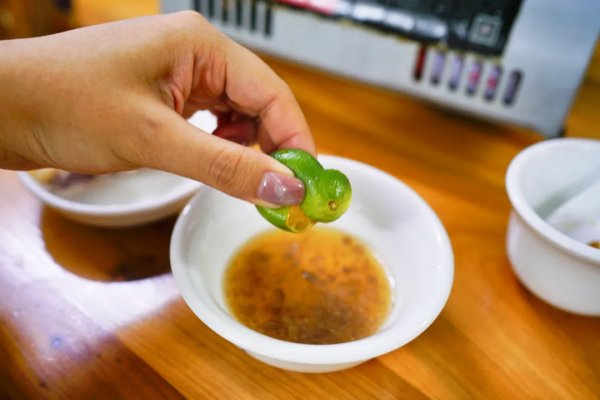 和廣東打了50架,也沒在“誰更會吃雞”這個問題上分出高下 和廣東打了50架,也沒在“誰更會吃雞”這個問題上分出高下