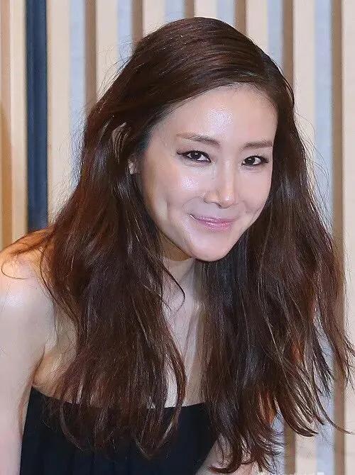 整容後遺症有多可怕?當年爆紅的初代韓流明星,現在臉都認不出 整容後遺症有多可怕?當年爆紅的初代韓流明星,現在臉都認不出