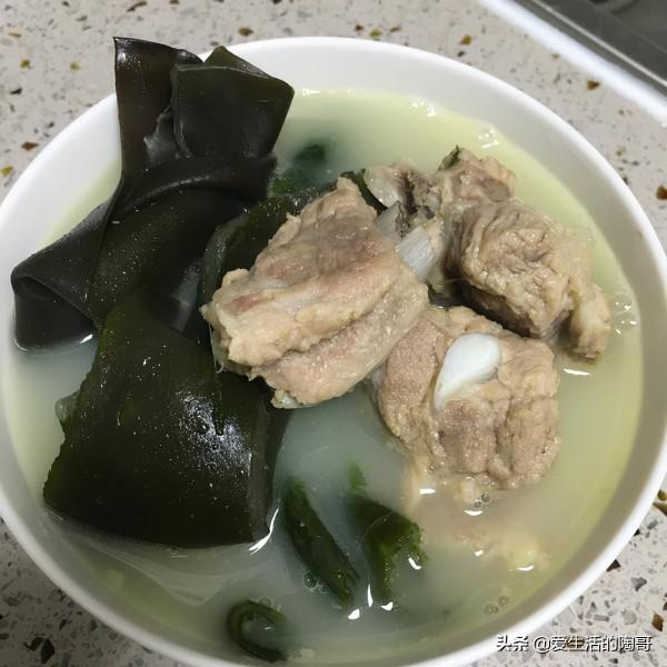 冬天進補，春天打虎，多吃3黑，3白，滋養身體，驅寒保暖，康過冬