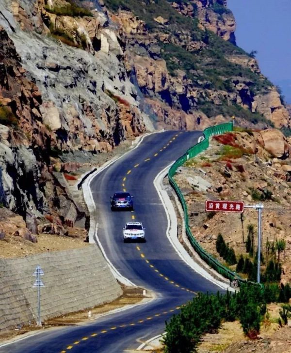 沿途皆如天堂!這10條深秋路線,去過一半就邂逅中國大半的美 沿途皆如天堂!這10條深秋路線,去過一半就邂逅中國大半的美