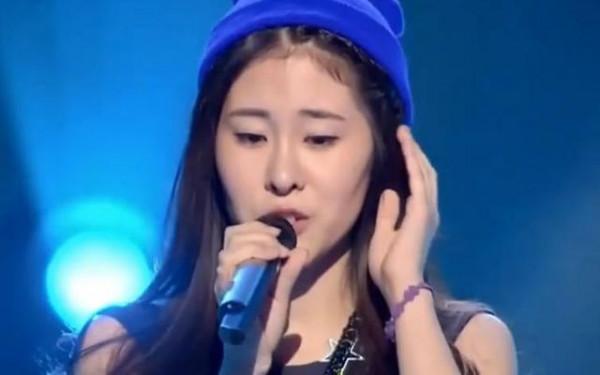 七年前互為對手的張碧晨和陳冰同上好聲音中秋晚會,待遇相差巨大 七年前互為對手的張碧晨和陳冰同上好聲音中秋晚會,待遇相差巨大