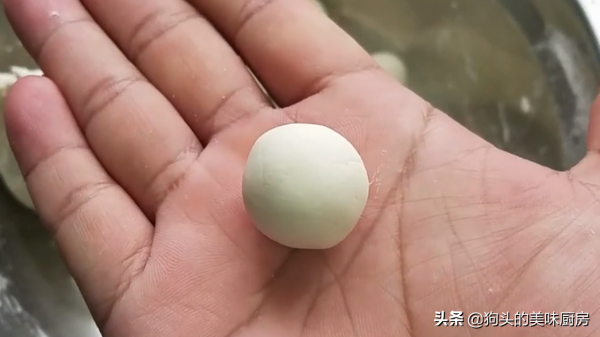 冬至吃芝麻花生湯圓，不如試試薑汁紅糖湯圓，暖身暖胃，營養美味