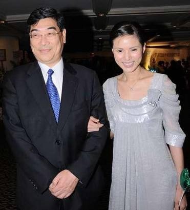 &OpenCurlyDoubleQuote;小龍女&rdquo;李若彤：戀富豪10年成空，至今未婚，她情歸何處？