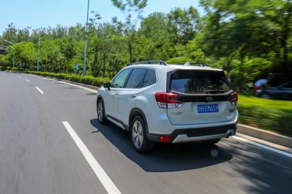 高高愛開車丨水平對置加混動如何?第五代斯巴魯森林人試駕體驗 高高愛開車丨水平對置加混動如何?第五代斯巴魯森林人試駕體驗