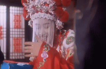 投江自殺前，那個中年男人突然停下來