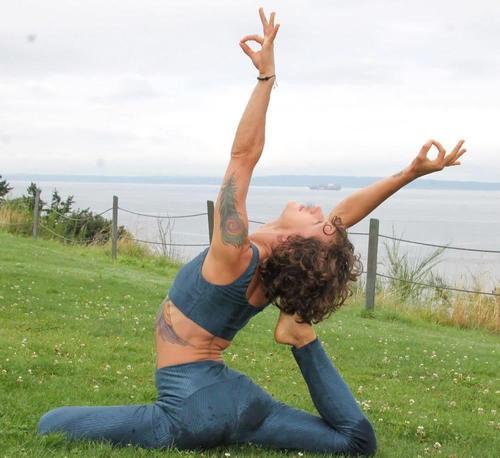 命運大不同！有人抽菸喝酒依然長壽，可有人早睡早起卻患上癌症？