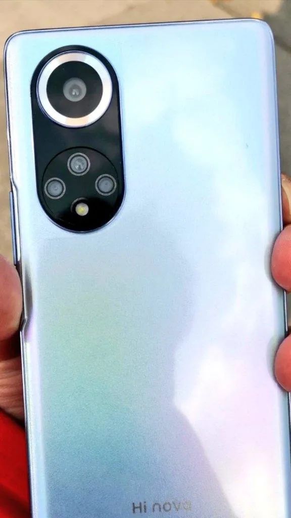 華為摺疊屏新機曝光無緣5G；Redmi K50系列將搭載天璣7000