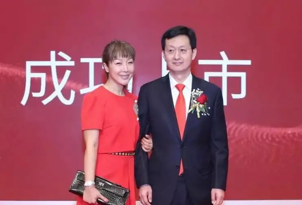 曾經一首《北京歡迎你》，看幾十位明星浮沉