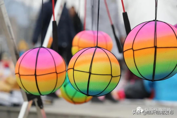 沉浸式體驗臨港“煙火氣” 沉浸式體驗臨港“煙火氣”