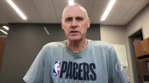 逗妹吐槽:原來梅西也害怕房東漲房租啊 逗妹吐槽:原來梅西也害怕房東漲房租啊