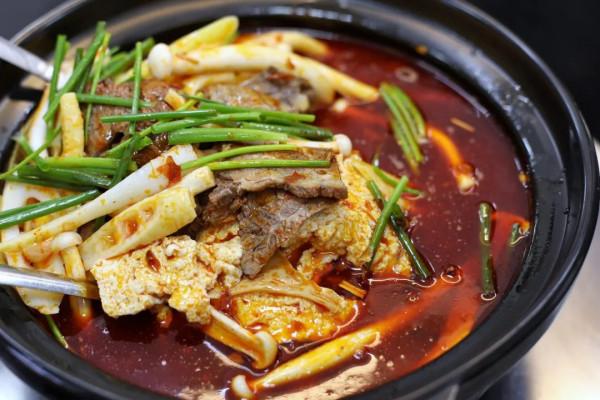 重慶山間小鎮，居然藏著眾多美食！為了這幾家小店，就值得去一次