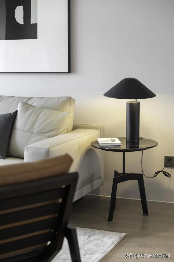 145㎡都市理想居所，清爽大方、極盡現代簡約之美